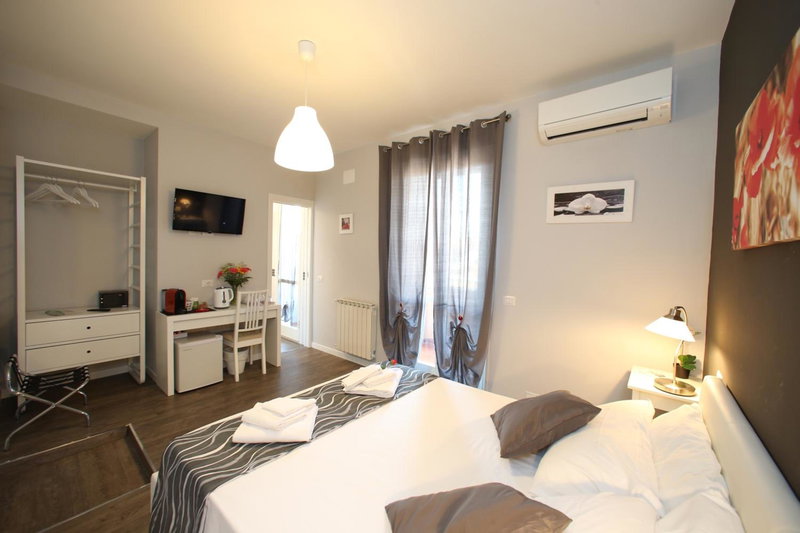 A 2 Passi Dai Musei Luxury Guest House, Rome, Italy