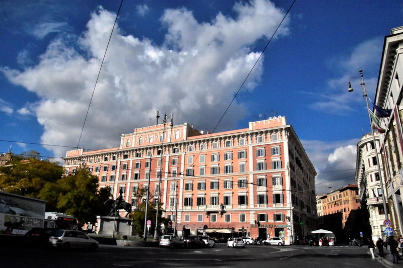 Vatican Plaza, Rome, Italy