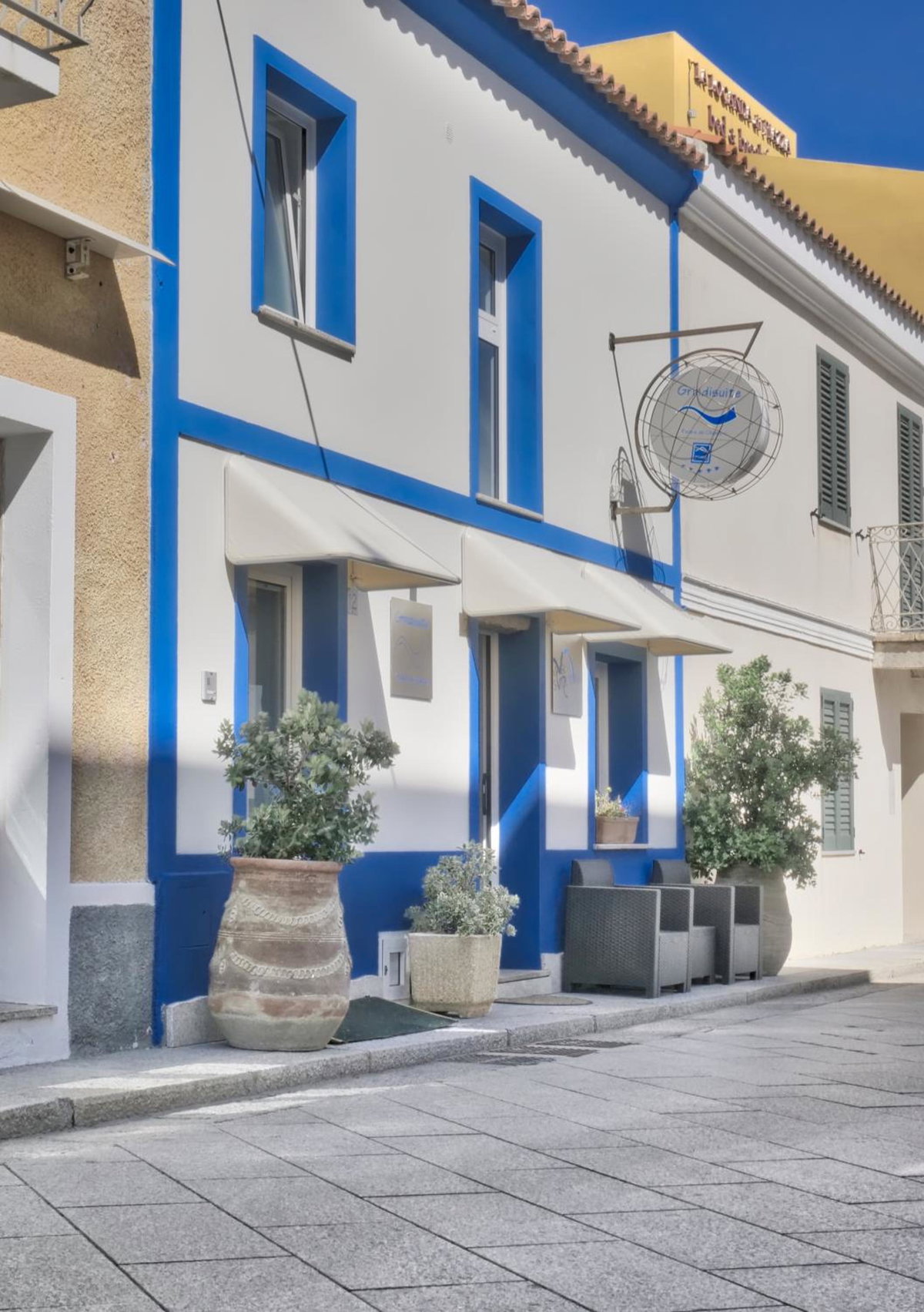 Smart Suite & Apartments, Italy