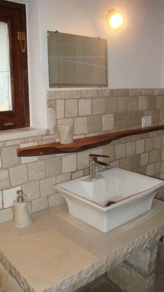 Fontana Vecchia Bed & Breakfast, Castellana Grotte, Italy