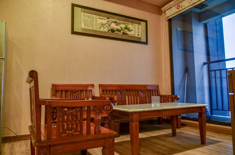 Nice and Cozy 2BR Apartment at Atria Residence, Gading Serpong, Indonesia