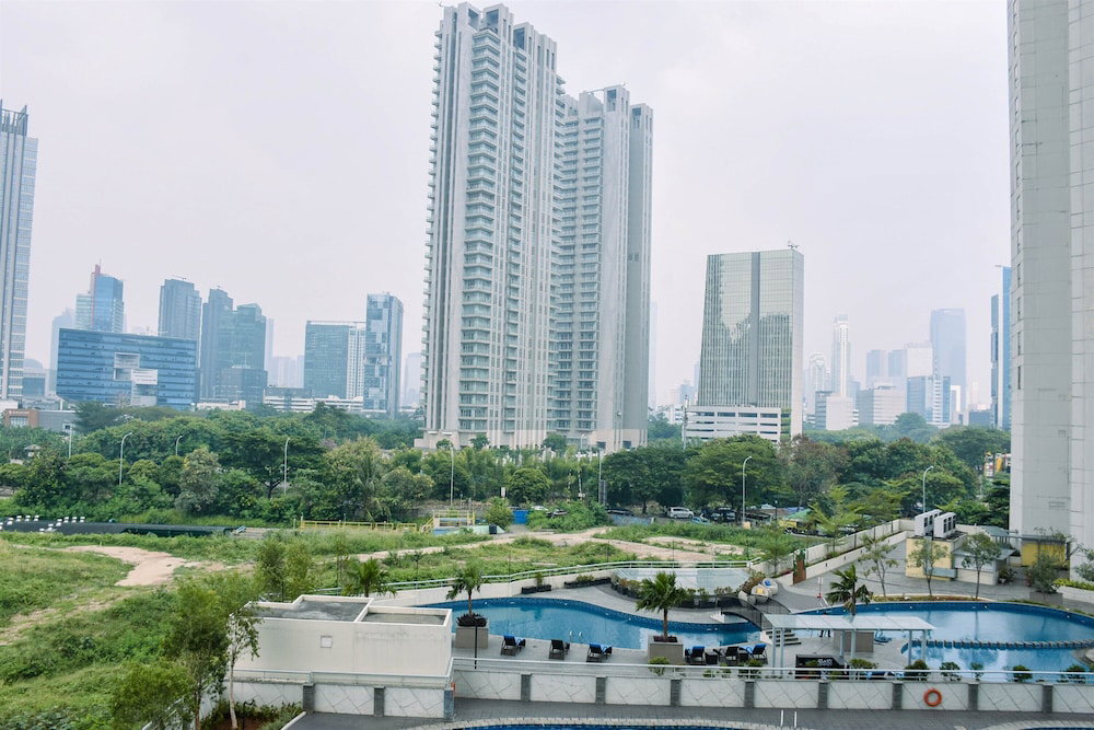 Hotel · Nice And Homey 1Br At The Wave Kuningan Apartment, Jakarta