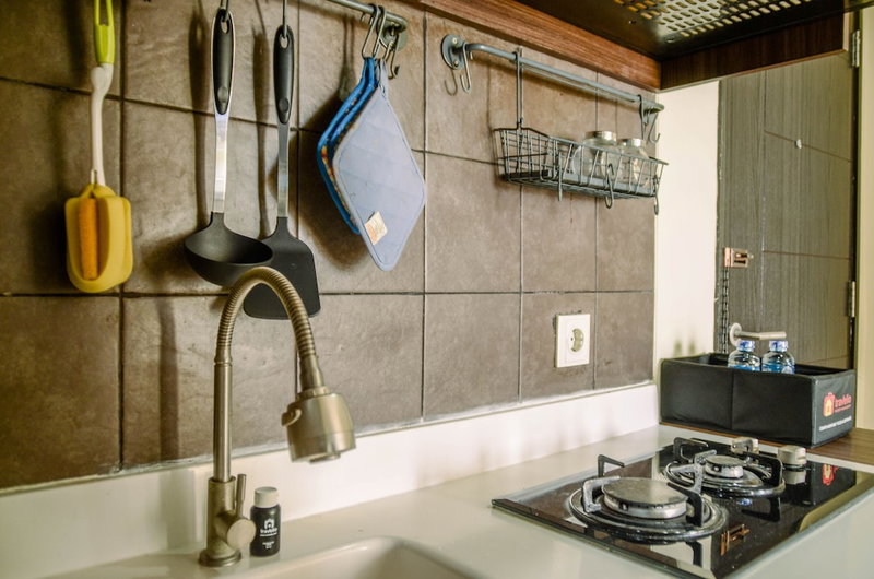 Nice And Warm 1Br At Belmont Residence Puri Apartment, Jakarta, Indonesia