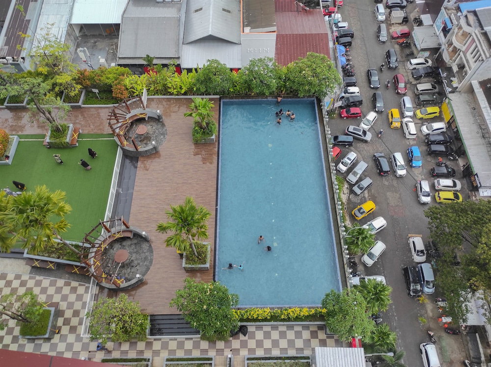 Hotel · Chic And Cozy 2Br At Vida View Apartment, Makassar