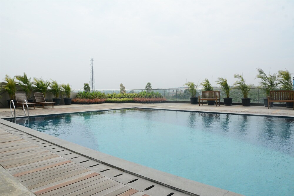 Hotel · Comfy and Nice Studio at Tree Park City BSD Apartment, South Tangerang