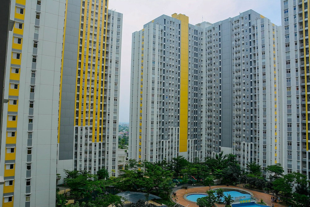 Hotel · Gorgeous 2BR Springlake Summarecon Apartment, Bekasi