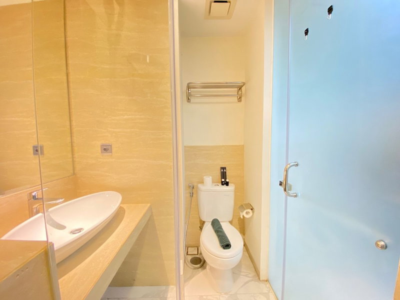 Modern Studio Room With Jacuzzi At Art Deco Apartment, Bandung, Indonesia