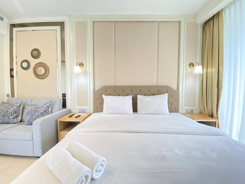 Modern Studio Room With Jacuzzi At Art Deco Apartment, Bandung, Indonesia