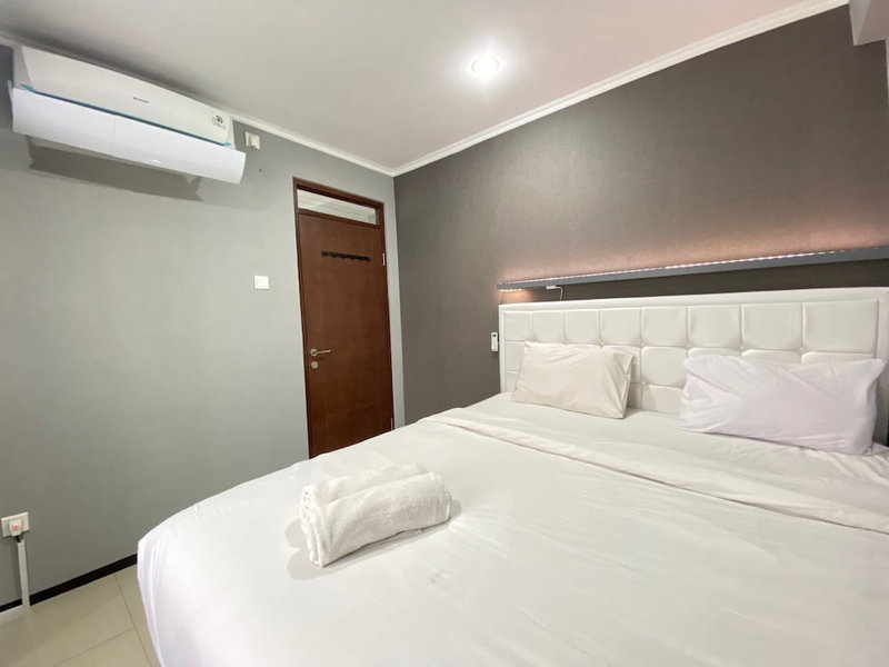 Strategic 2Br At Gateway Pasteur Apartment, Cimahi, Indonesia