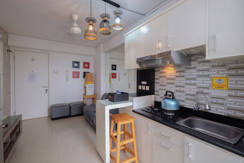 Comfort And Warm 2Br At Bassura City Apartment, Jakarta, Indonesia