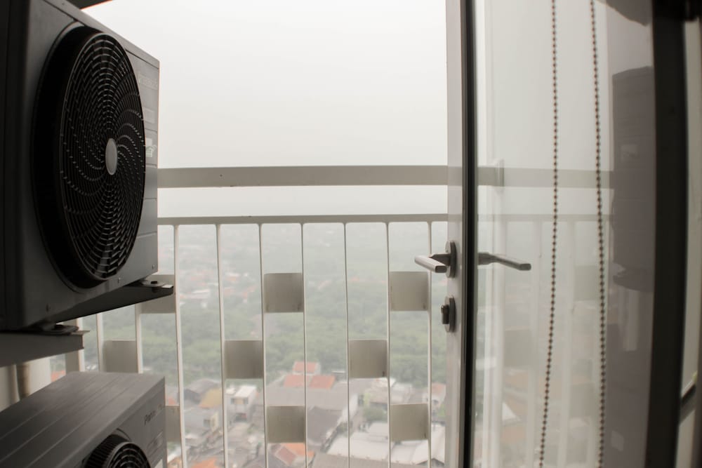 Hotel · Comfy And Spacious 2Br At Springlake Summarecon Apartment Bekasi, Bekasi