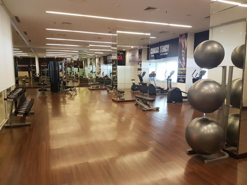 Hotel · Comfy And Modern Wonderful 2Br Apartment At Tanglin Supermall Mansion, Surabaya