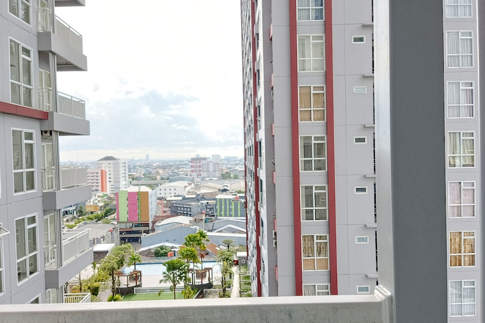 Hotel · Homey And Tidy Studio Apartment At Vida View Makassar, Makassar