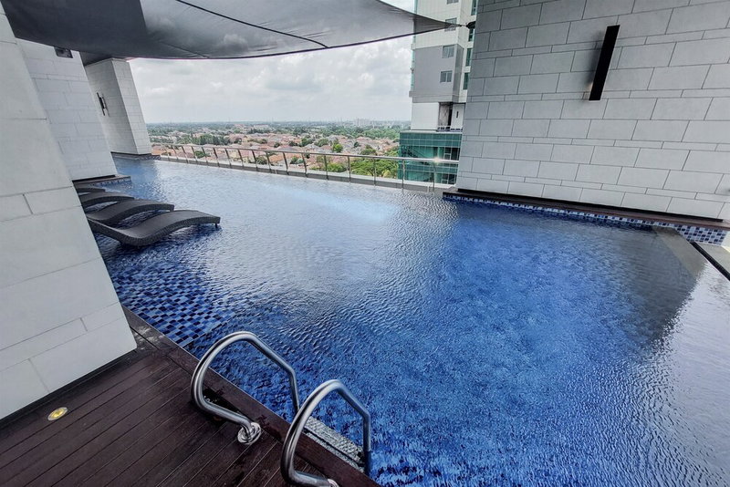 Spacious And Lavish 3Br At Hillcrest House Apartment, Curug, Indonesia