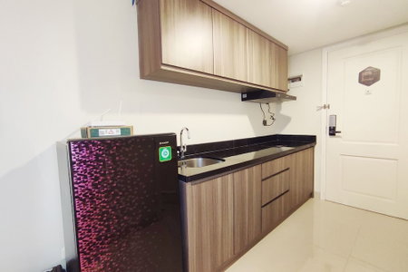 Elegant And Homey Studio At Marquis De Lafayette Apartment, Semarang, Indonesia