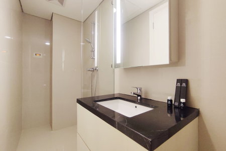 Elegant And Homey Studio At Marquis De Lafayette Apartment, Semarang, Indonesia