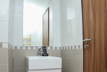 Nice And Comfy 2Br Apartment At Royal Olive Residence, Jakarta, Indonesia