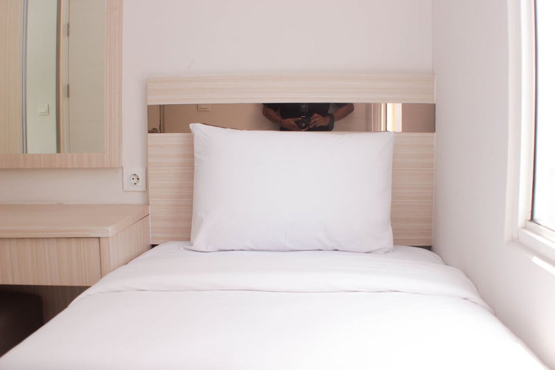 Nice And Comfy 2Br Springlake Apartment Near Summarecon Bekasi, Bekasi, Indonesia