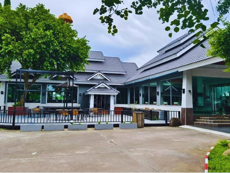Eastpana Hotel Prachinburi, Si Maha Phot, Thailand