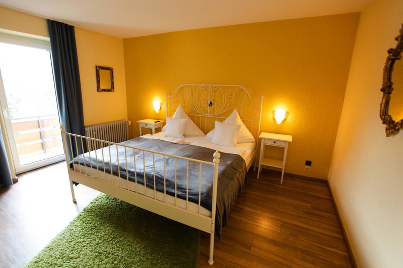RATSKELLER Hotel & Restaurant, Kröv, Germany