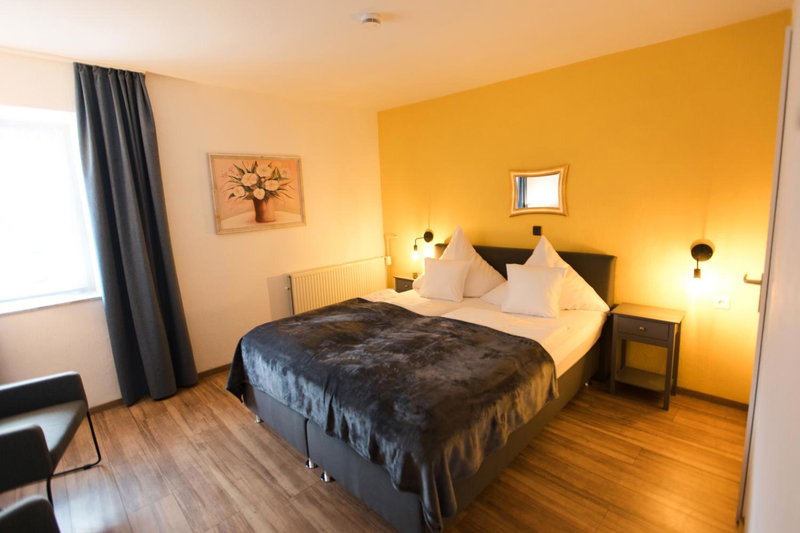 RATSKELLER Hotel & Restaurant, Kröv, Germany