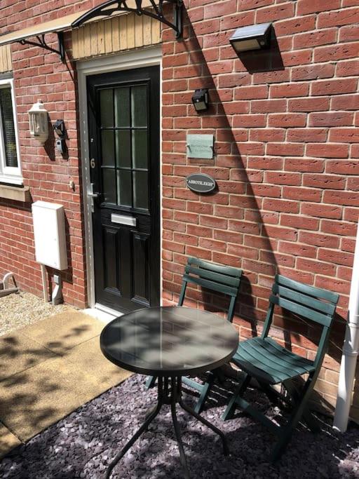 Hotel · Abbotsleigh Rest - close to Glastonbury Abbey, Glastonbury