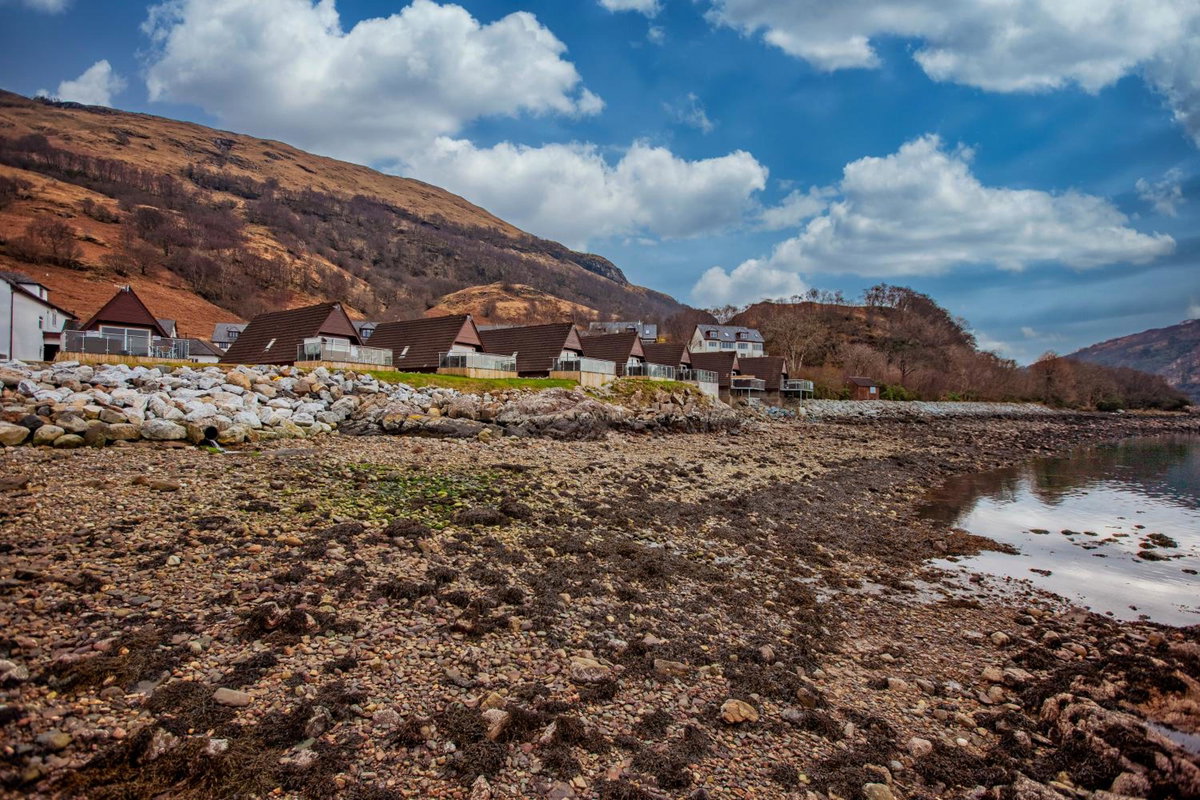 Loch Linnhe Waterfront Lodges with Hot Tubs, United Kingdom