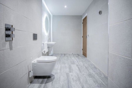 Suite 8 - Sleeping Giant Hotel - Pen Y Cae Inn, Brecon, United Kingdom