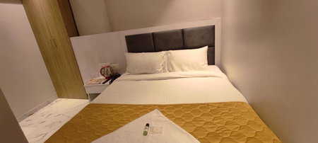 Grand Dyad Hotel - Near Kokilaben Hospital Andheri West, Mumbai, India