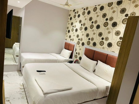 Grand Dyad Hotel - Near Kokilaben Hospital Andheri West, Mumbai, India