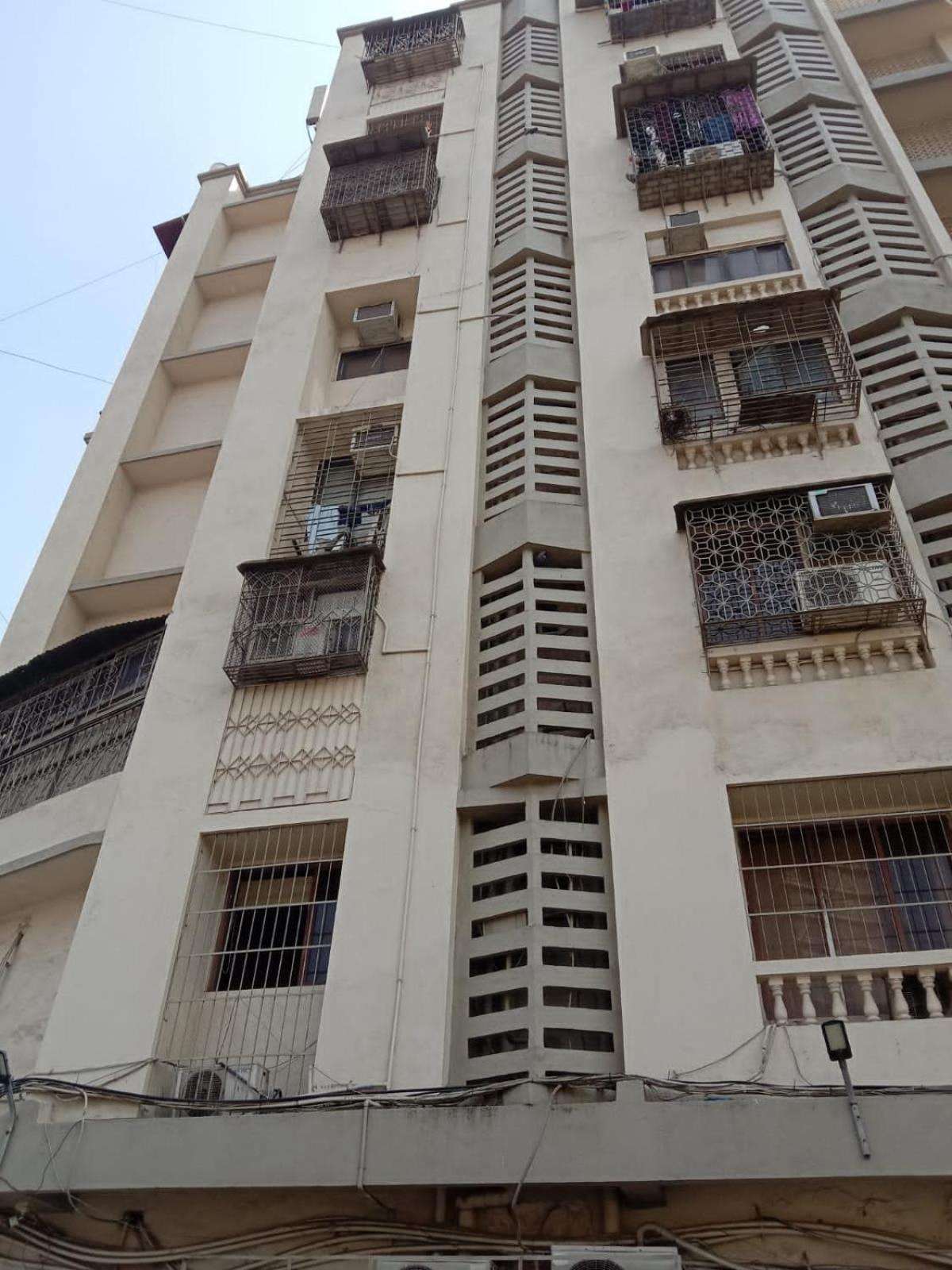 Hotel · Lucky Serviced Apartments -Near BKC, Mumbai