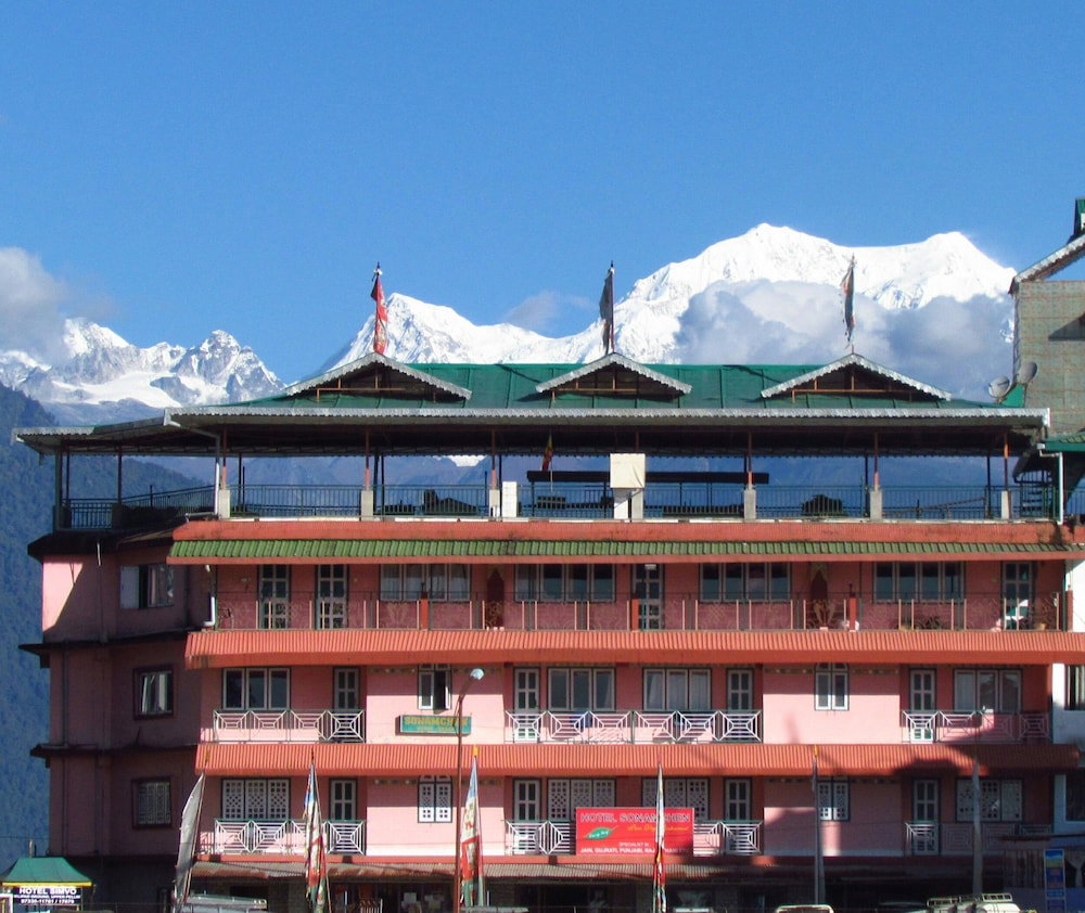 Jain Group Hotel Sonamchen, India