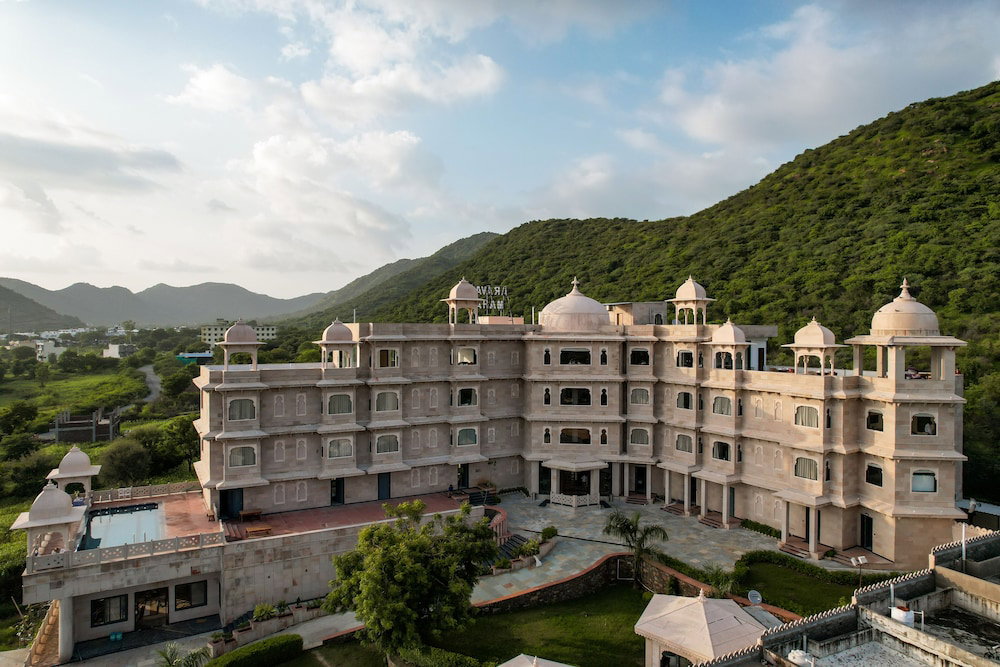 Hotel · Traavista Aravali Mahal, Udaipur