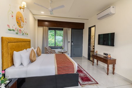 Traavista Aravali Mahal, Udaipur, India