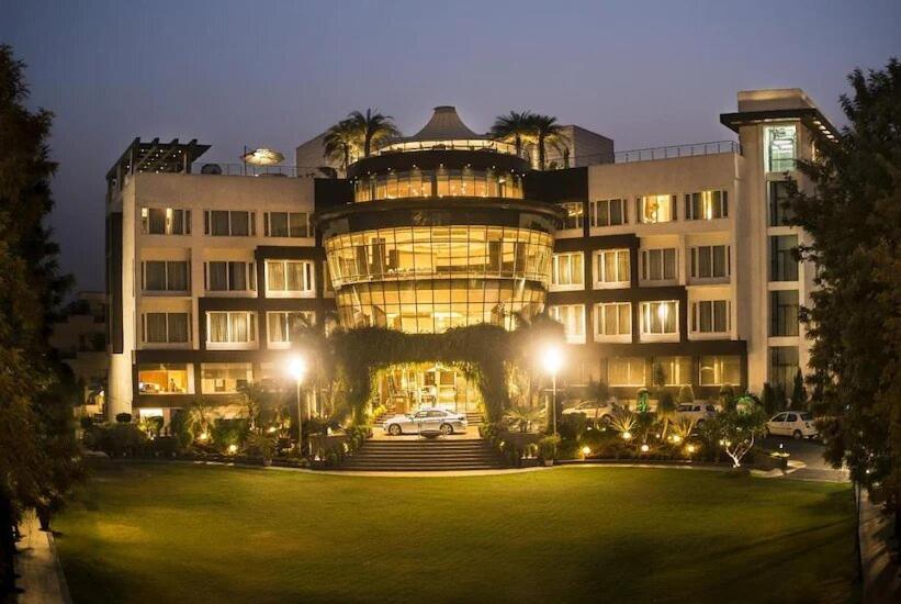 Dayal Paradise, India