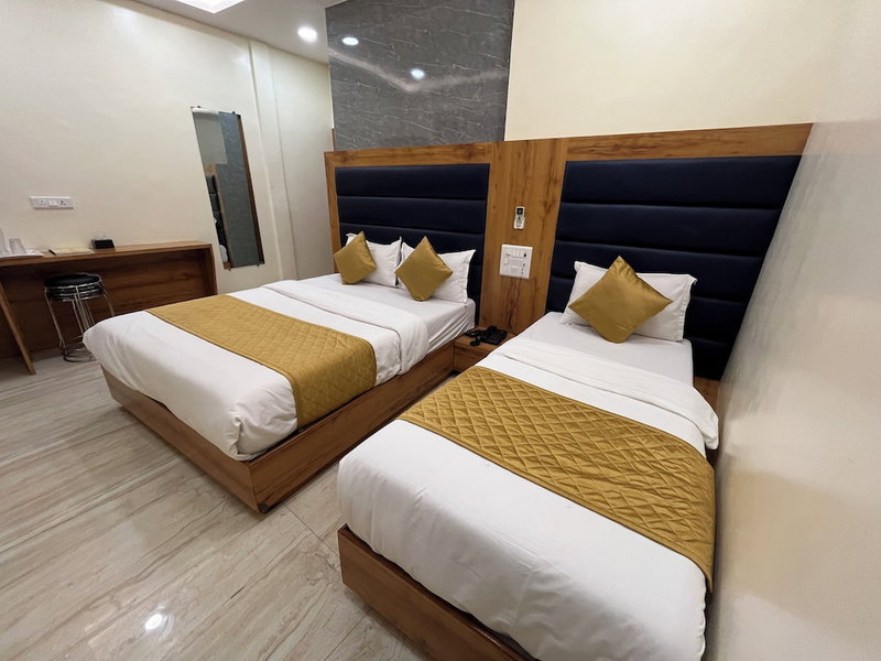 Hotel National, Mumbai, India