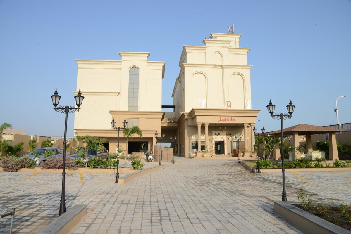 Lords Inn Jamnagar -Motikhavdi, India