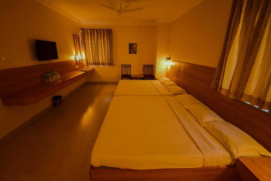 Ess Pe Inn, Kāraikkudi, India