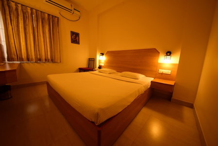 Ess Pe Inn, Kāraikkudi, India