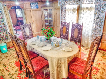Raja's Palace Houseboat - Lake View, Srinagar, India