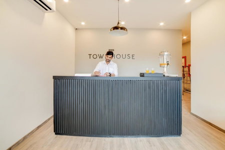Super Townhouse Hosur Main Road Bommanahalli Near Gopalan Innovation Mall, Bangalore, India