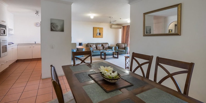 Silverton Holiday Apartments, Surfers Paradise, Australia