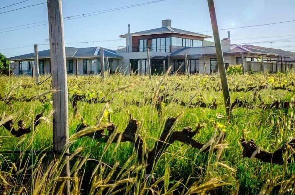 Hotel · Sunrise and Sunset Apartments at Domaine Coutelier, Stellenbosch