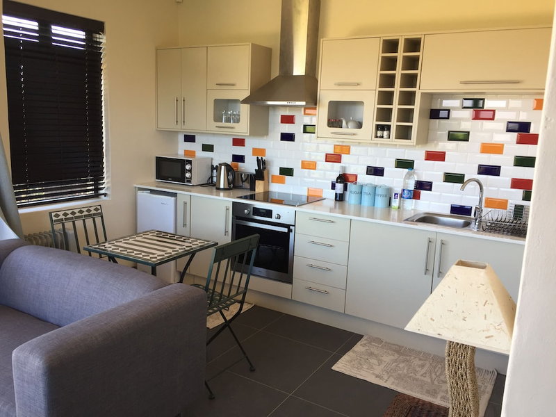 Sunrise and Sunset Apartments at Domaine Coutelier, Stellenbosch, South Africa