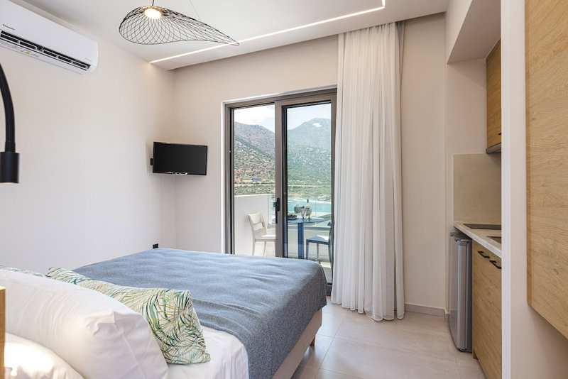 Mira Mare Luxury Residence, Mylopotamos, Greece