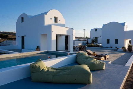 Oia Kissiri - private pool Villas, Santorini, Greece