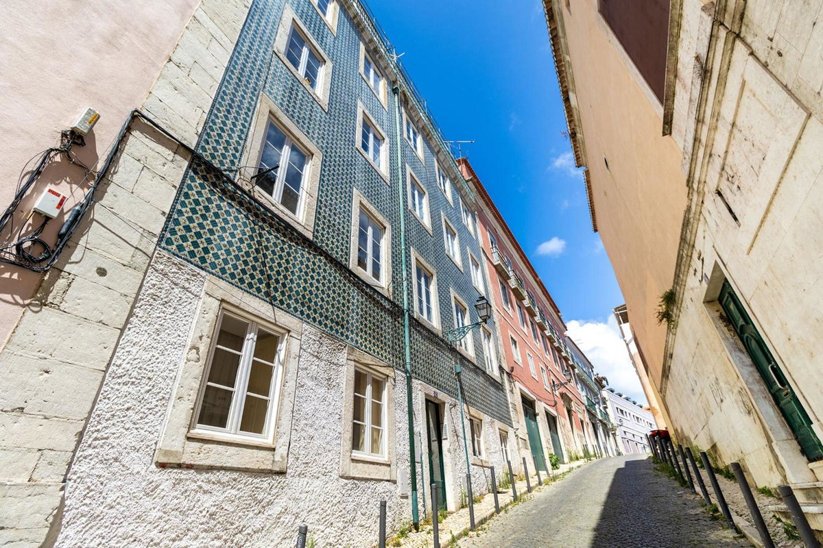Merces by Central Hill Apartments, Portugal