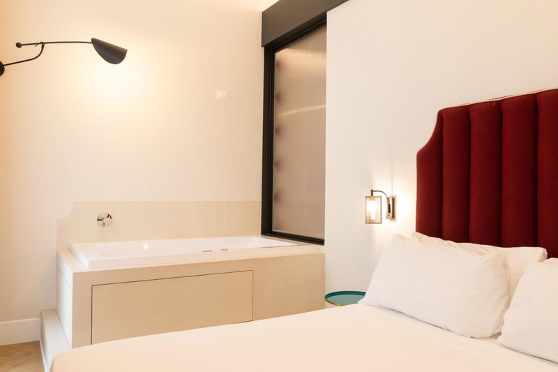 Relais Ammira, Naples, Italy