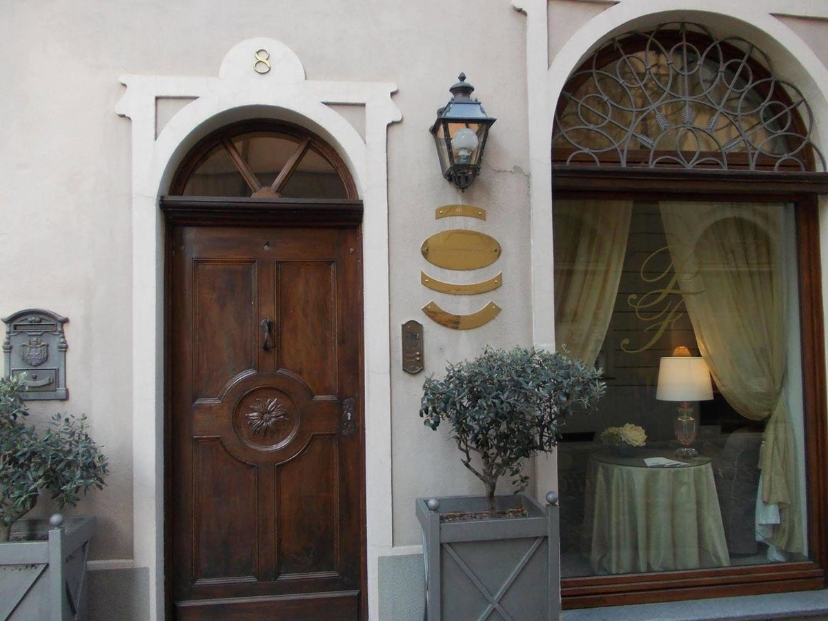 Palazzo Finati, Italy