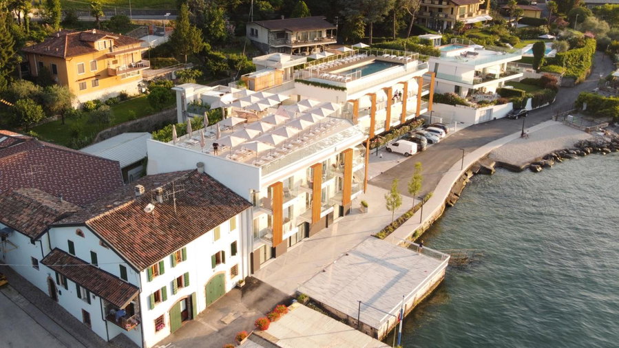 Ah Porticcioli Boutique Apartments, San Felice del Benaco, Italy